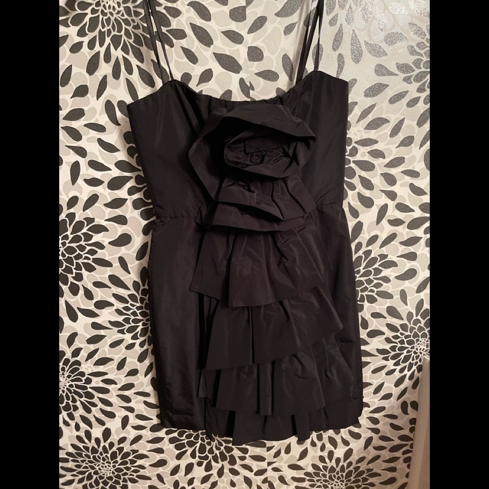 BCBG Maxazria Sexy Strapless Dress in Black Size 2